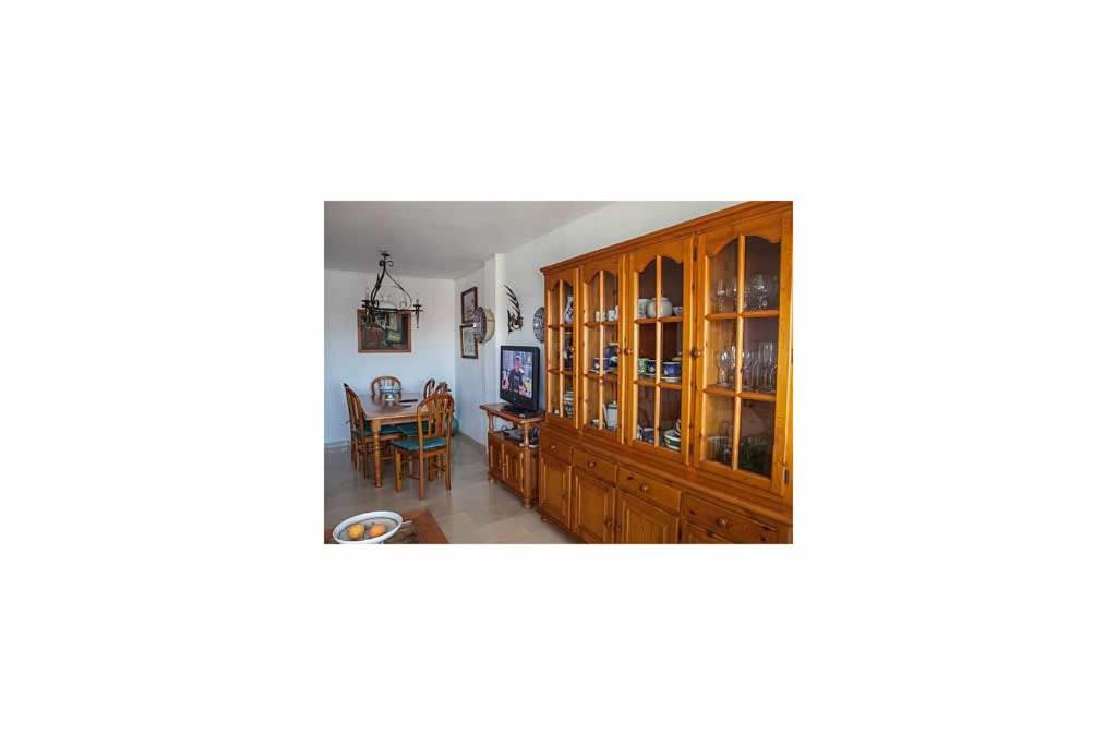 Apartamento En Nerja. Primera Linea De Playa Exterior photo
